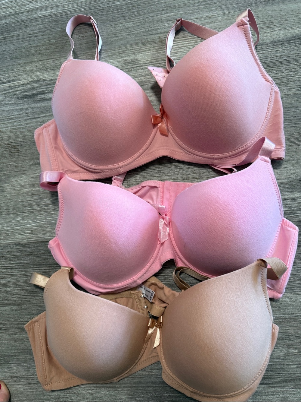 Bundle Viola Secret Bras Sz 44 ddd Underwire pink and Nude New